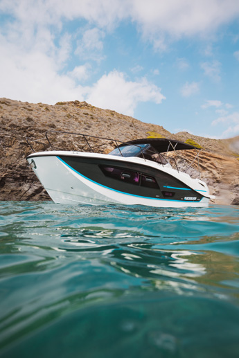 Quicksilver Activ 875 Sundeck - immagine 39